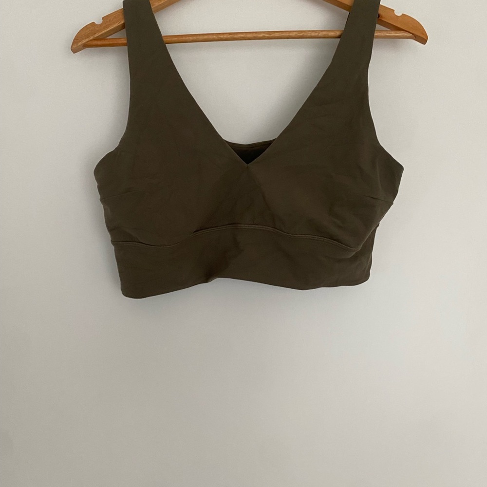 Align V-Neck
Bra C/D